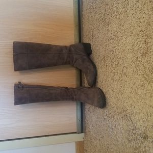 Born boots
